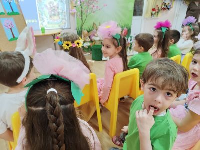 Открита практика по изобразително изкуство втора група "Слънчо" - ДГ Надежда - Плевен