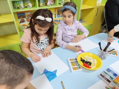 Открита практика по изобразително изкуство в четвърта група "Звездичка" - ДГ Надежда - Плевен