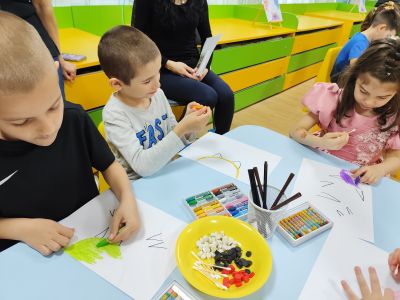 Открита практика по изобразително изкуство в четвърта група "Звездичка" - ДГ Надежда - Плевен