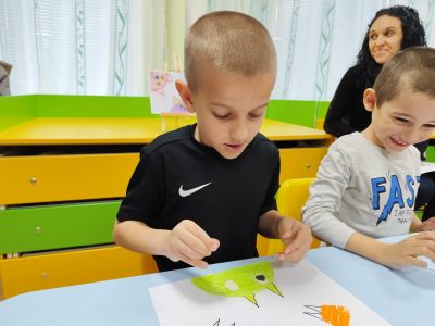 Открита практика по изобразително изкуство в четвърта група "Звездичка" - ДГ Надежда - Плевен